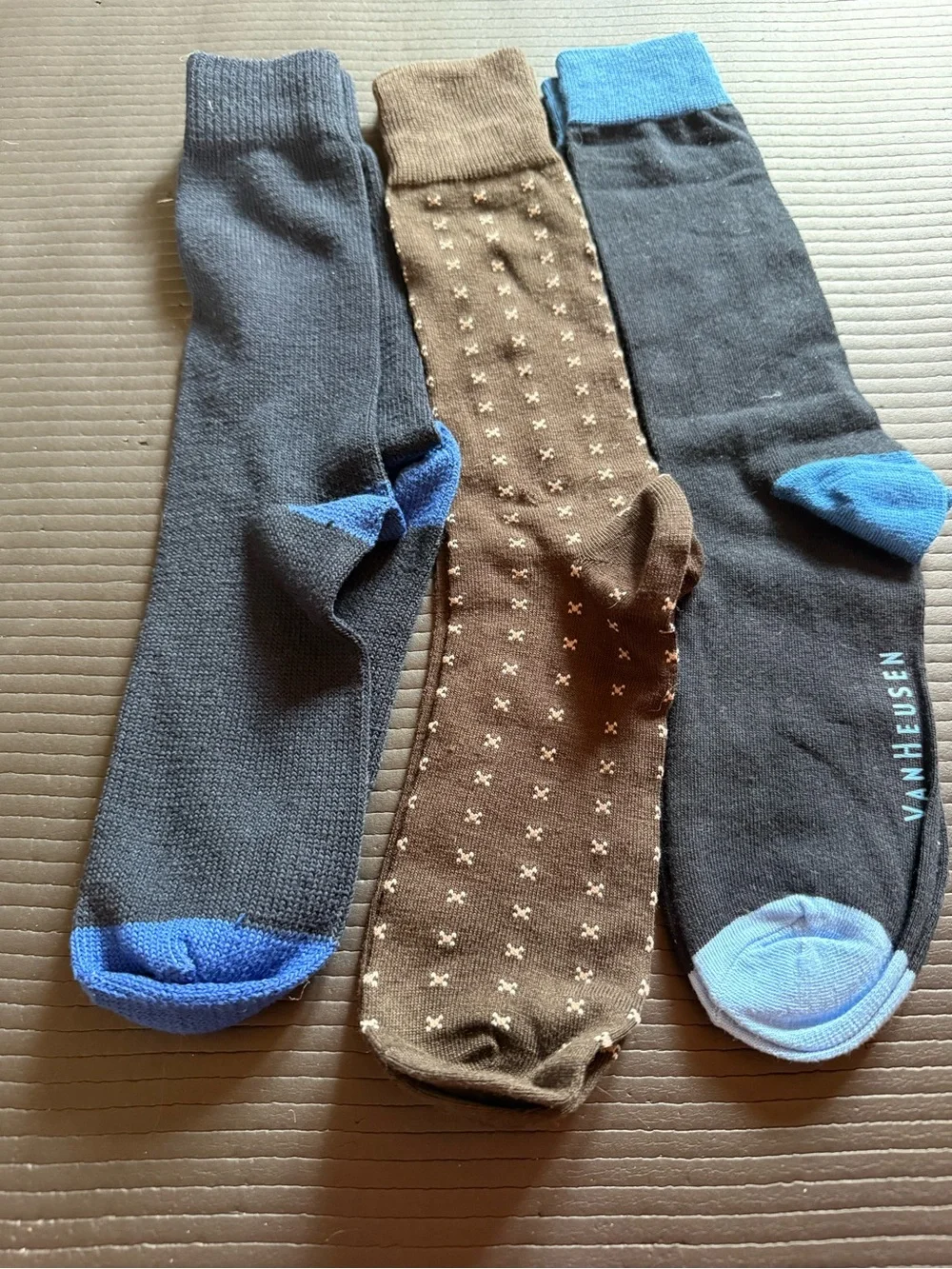 3 pair of men's dress socks